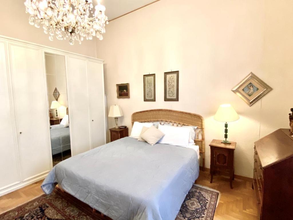Traditional Style In The City Center Rome Bagian luar foto